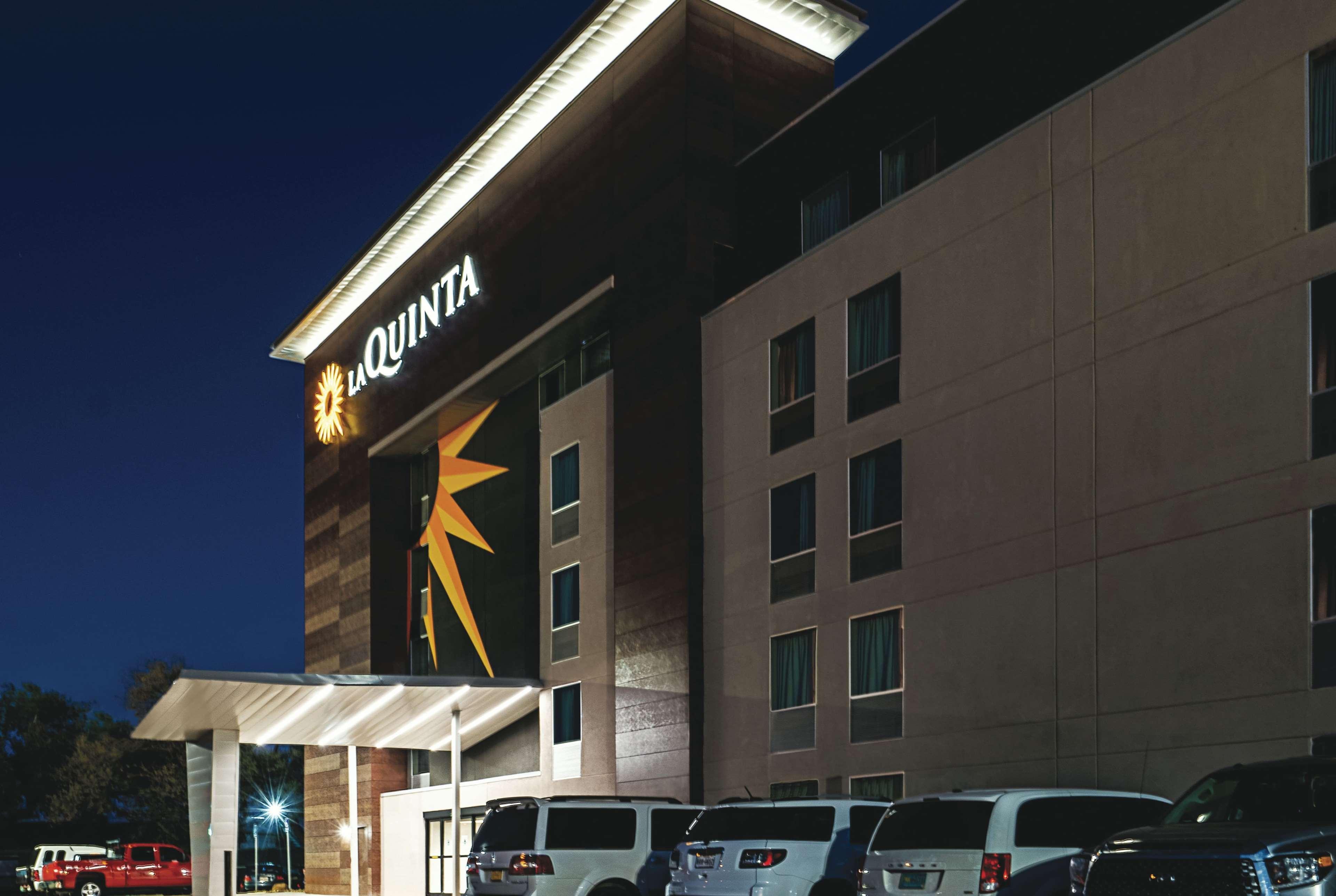 La Quinta By Wyndham Lubbock West Medical Center Hotell Exteriör bild