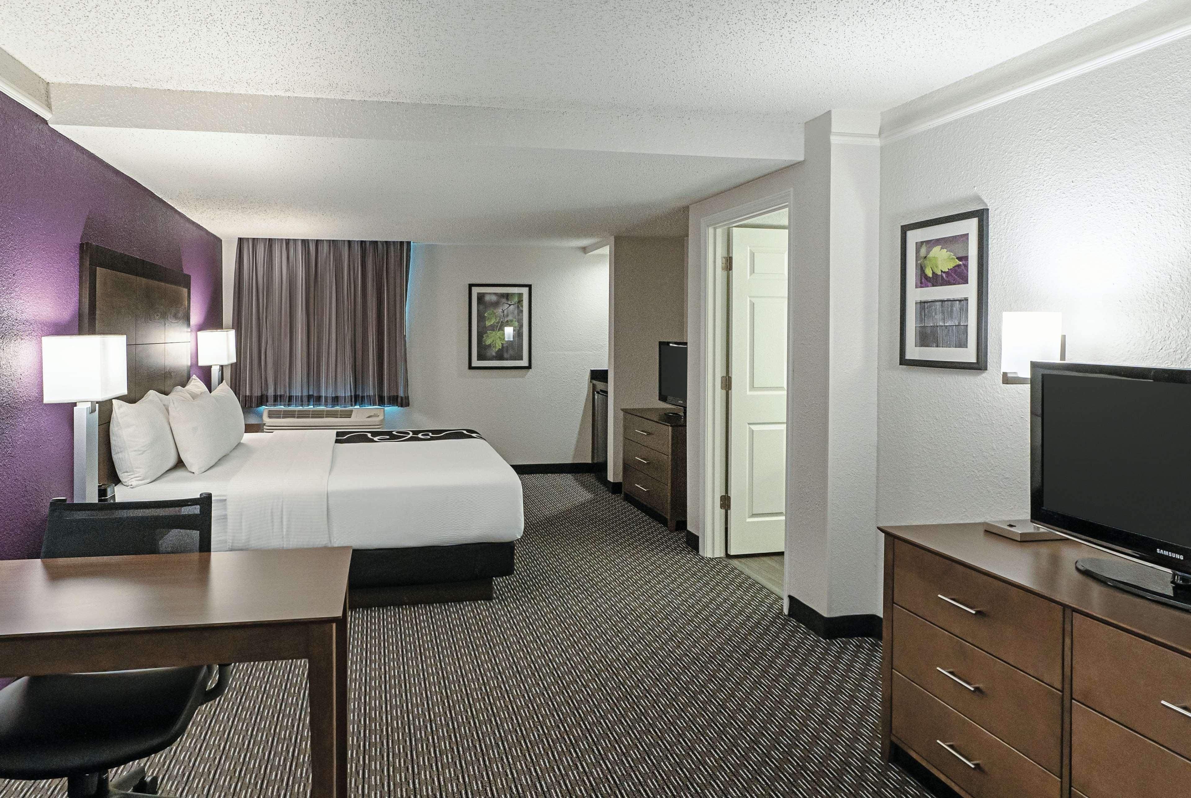 La Quinta By Wyndham Lubbock West Medical Center Hotell Exteriör bild