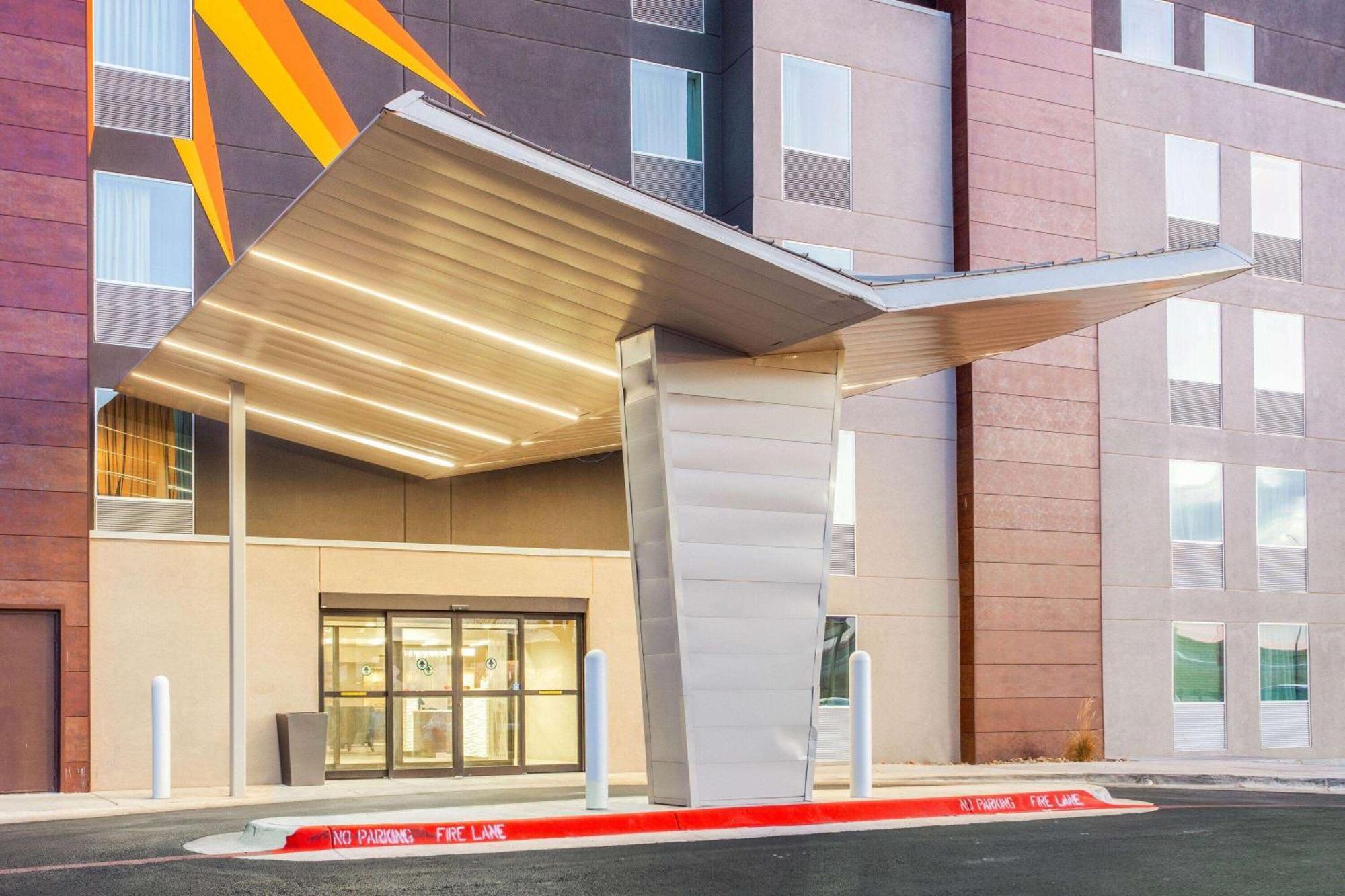 La Quinta By Wyndham Lubbock West Medical Center Hotell Exteriör bild